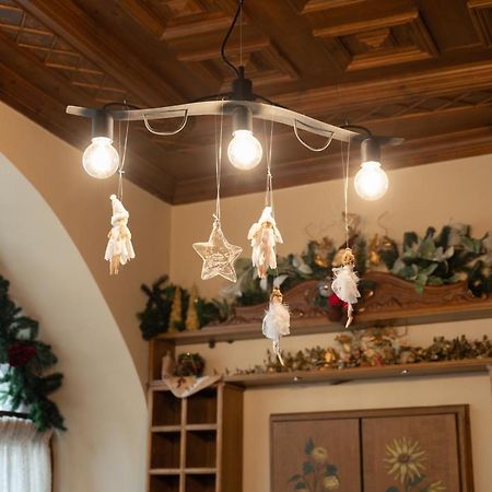 Kaza Guesthouse 디미트사나 외부 사진