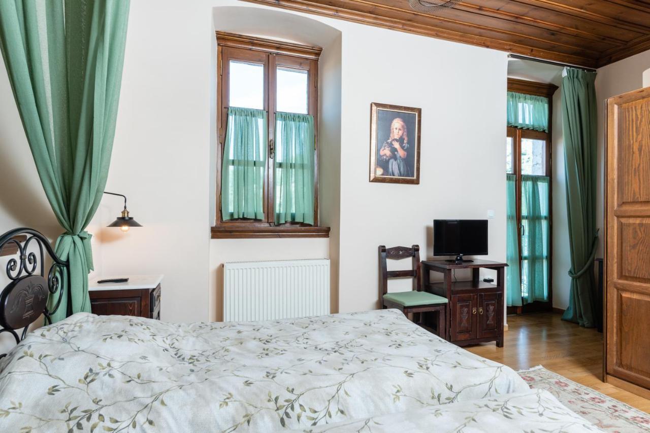 Kaza Guesthouse 디미트사나 외부 사진