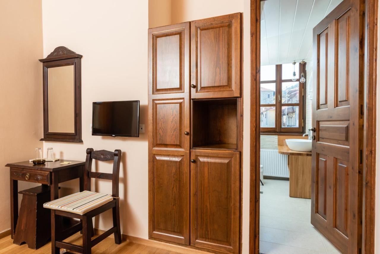 Kaza Guesthouse 디미트사나 외부 사진