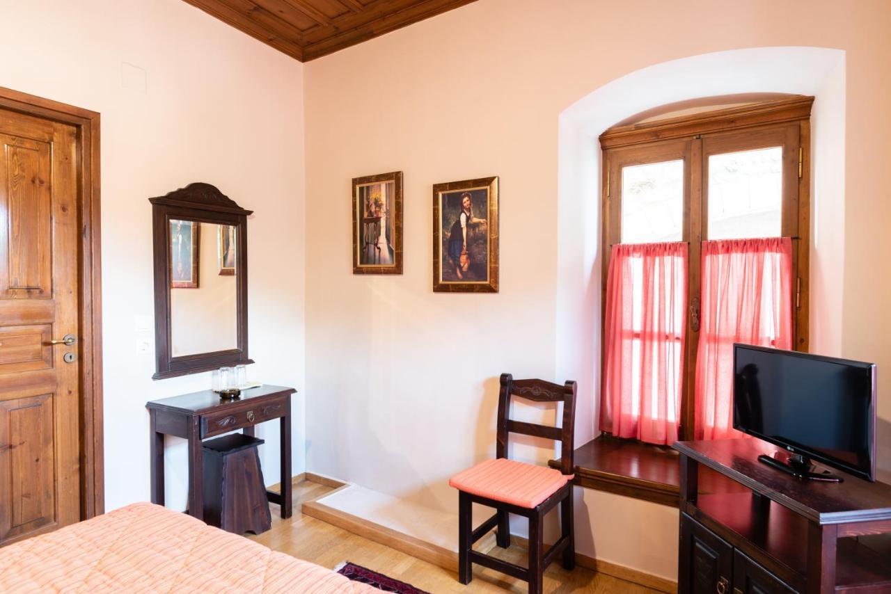 Kaza Guesthouse 디미트사나 외부 사진